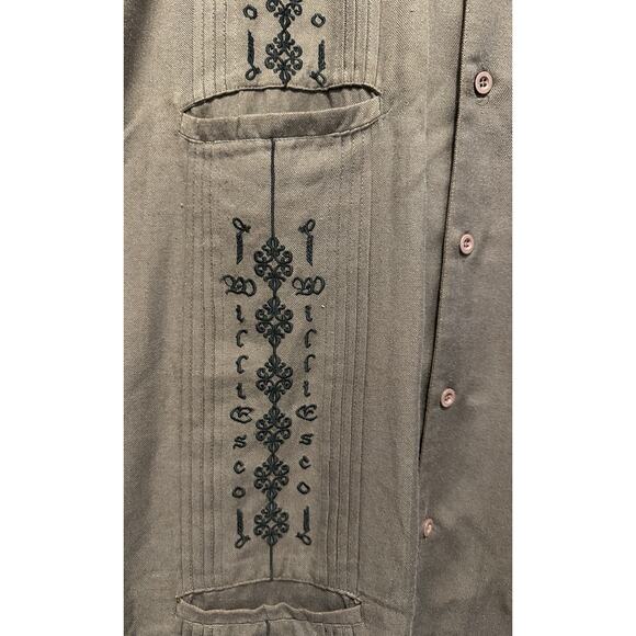 Willie Esco Guayabera Shirt Long Sleeve Men Size XXL Brown Button Up Hip Hop Y2K - Picture 4 of 10